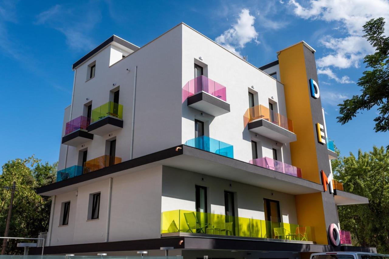 Demo Hotel Design Emotion Rimini Bagian luar foto