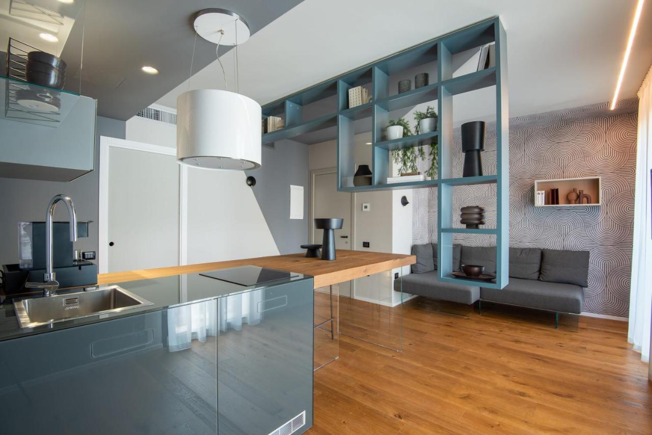 Demo Hotel Design Emotion Rimini Bagian luar foto
