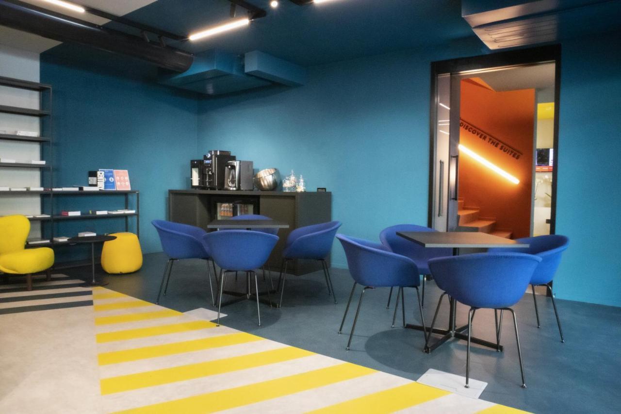 Demo Hotel Design Emotion Rimini Bagian luar foto