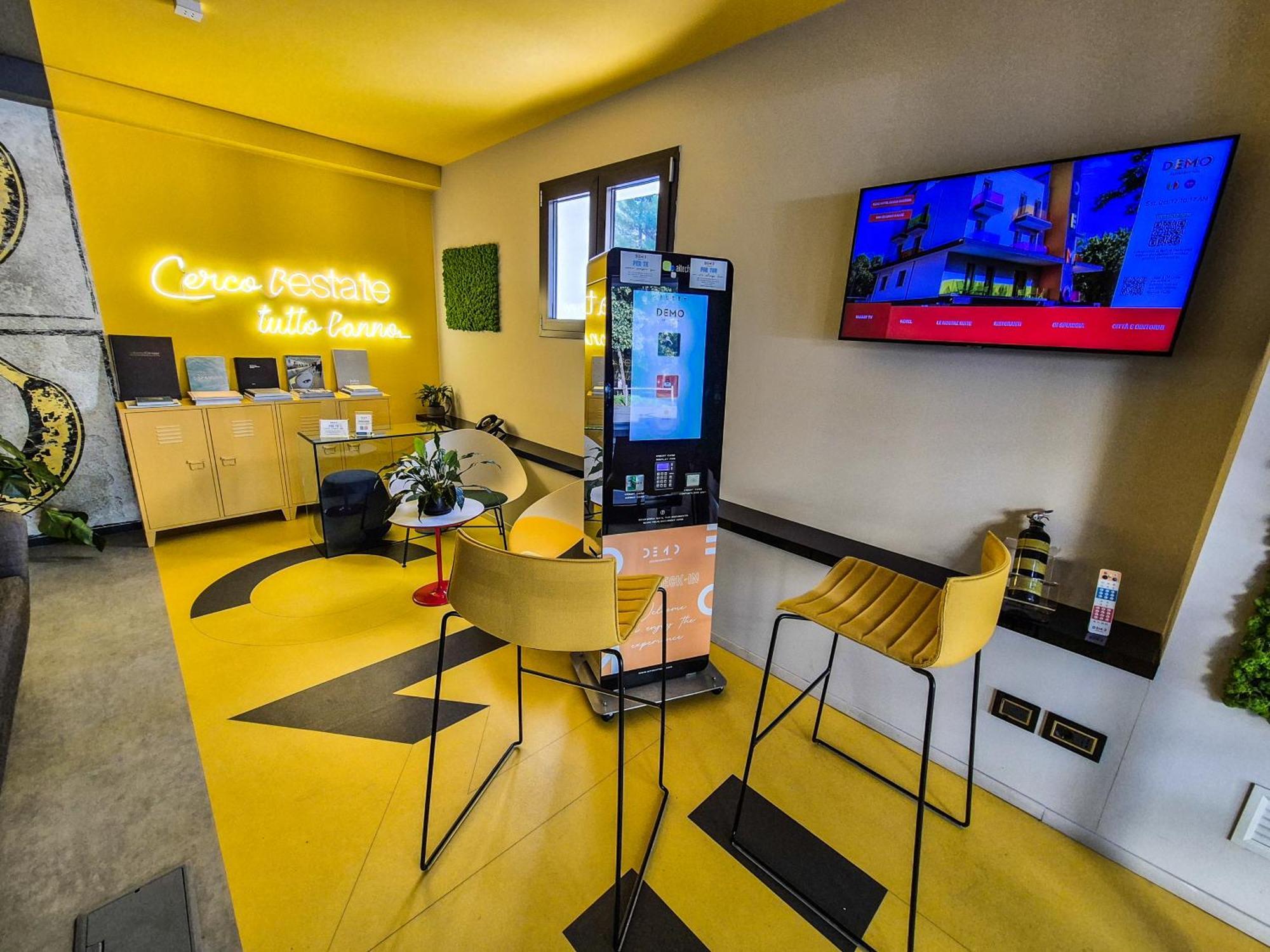 Demo Hotel Design Emotion Rimini Bagian luar foto