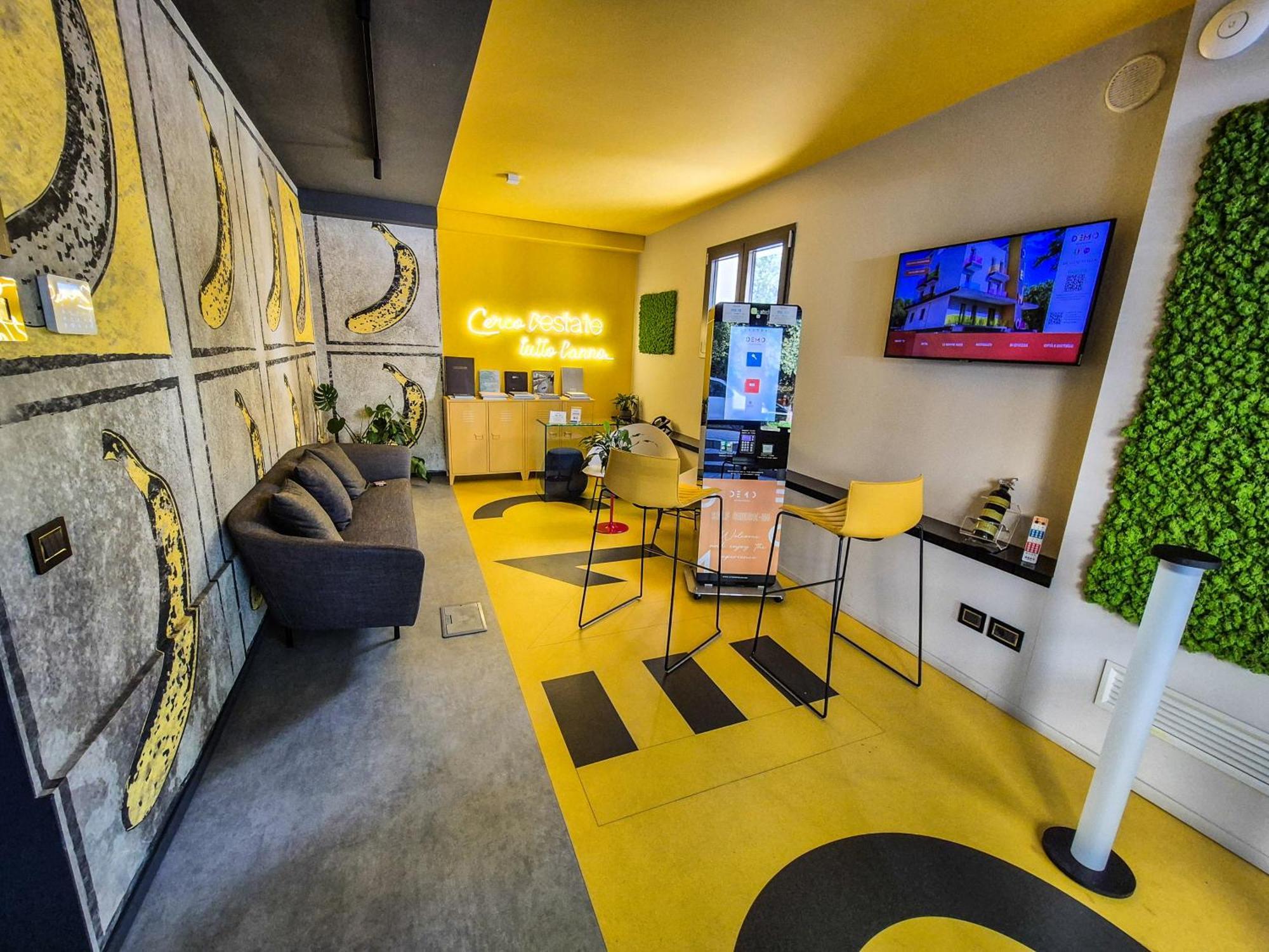 Demo Hotel Design Emotion Rimini Bagian luar foto
